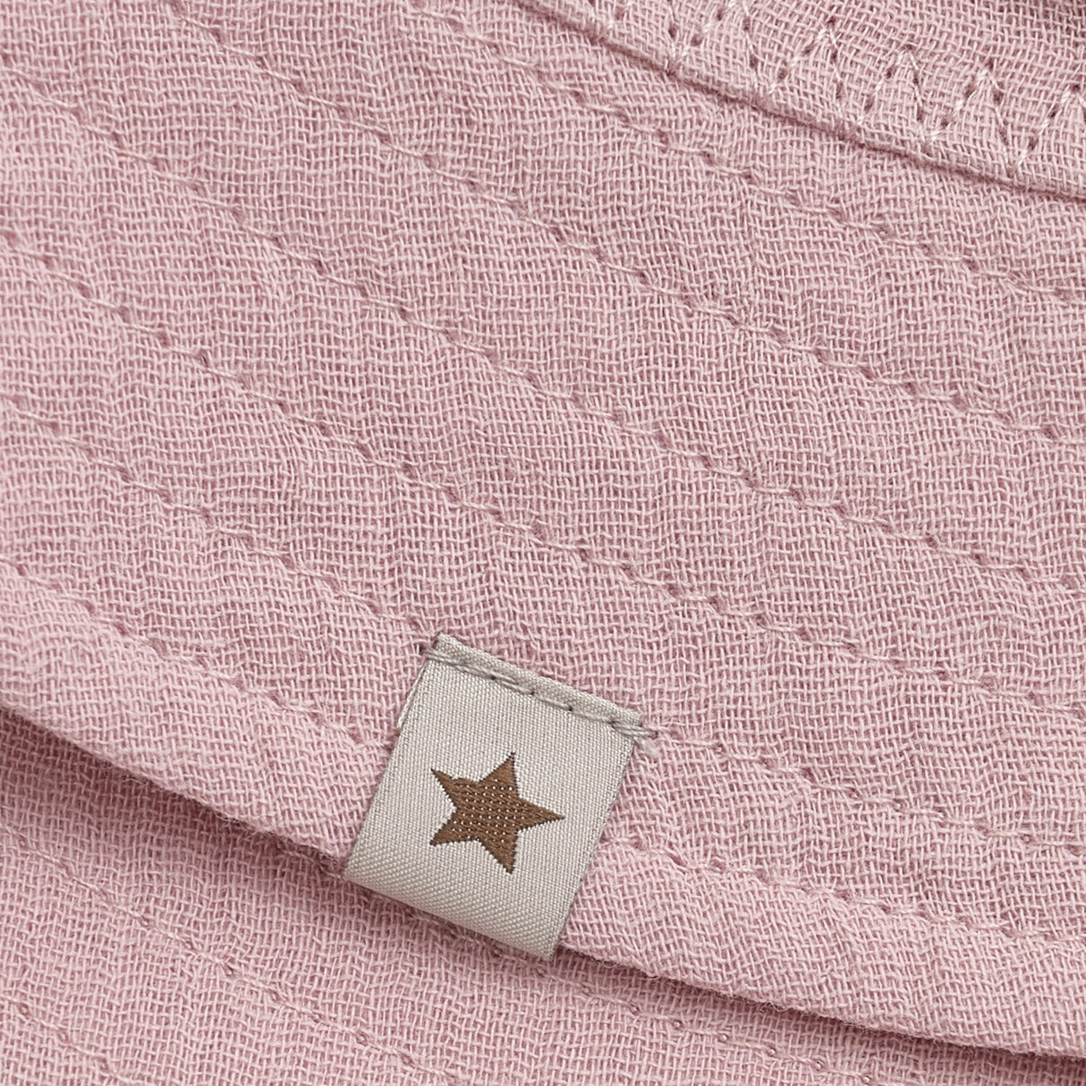 Huttelihut Pale Mauve Bøtte Lue Muslin