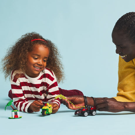 LEGO® Spidey - Spin Og Electros Jagt I Dinosaurkøretøjer 11198