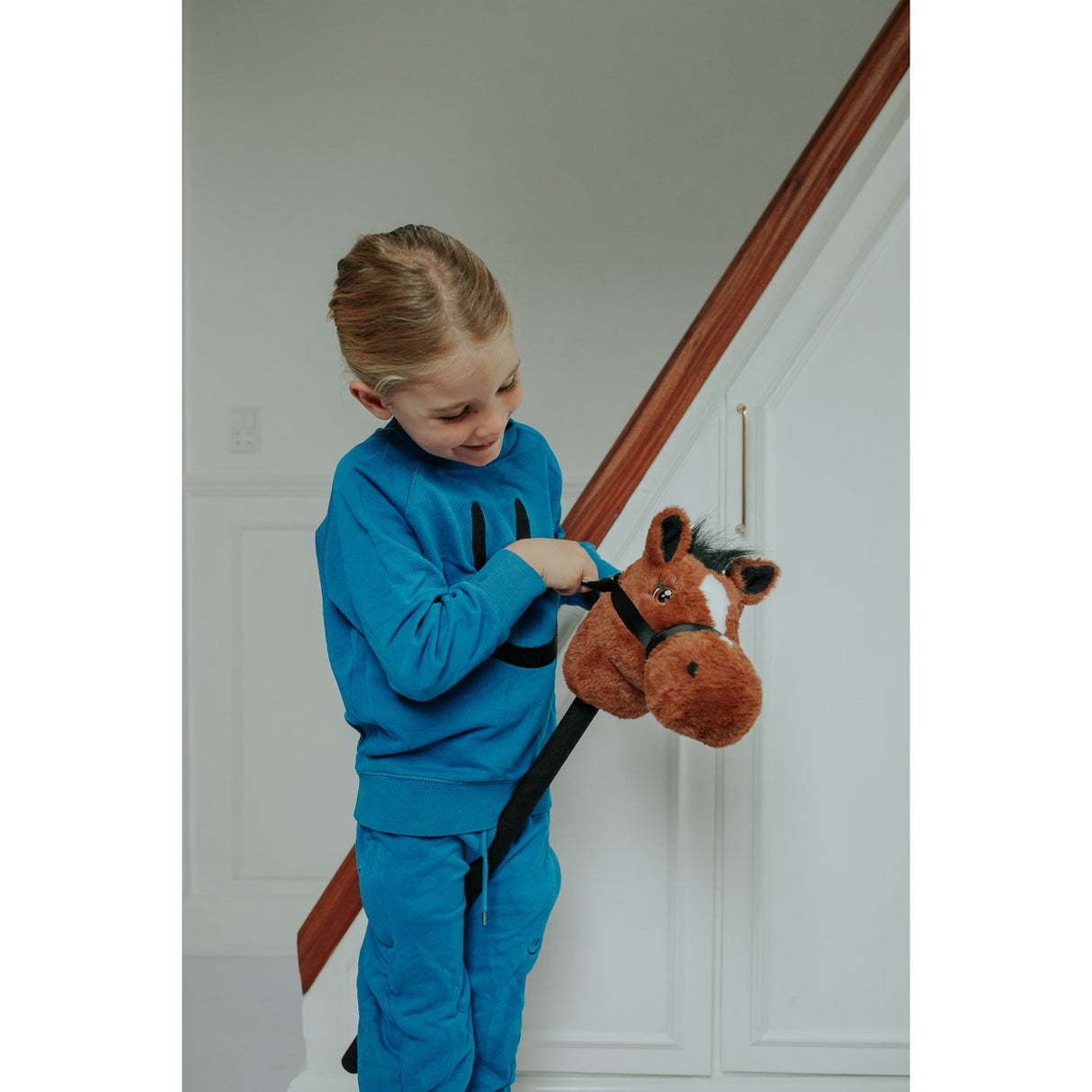 KREA® Kæphest Mørk Brun