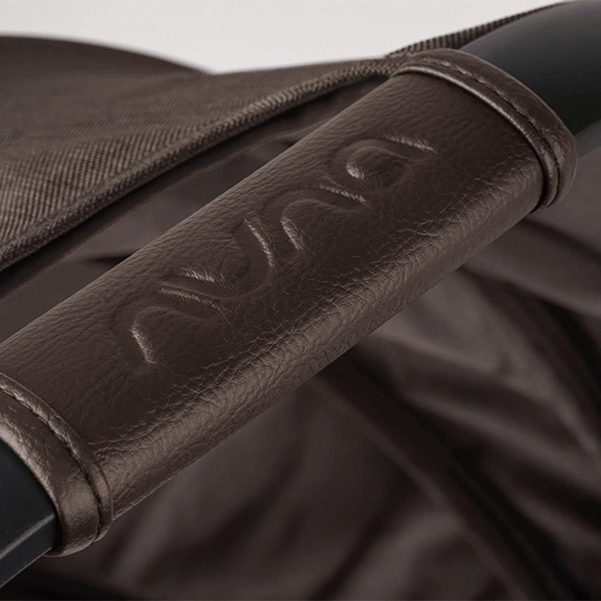 Nuna Chestnut Demi Next Carry Cot W/Rc
