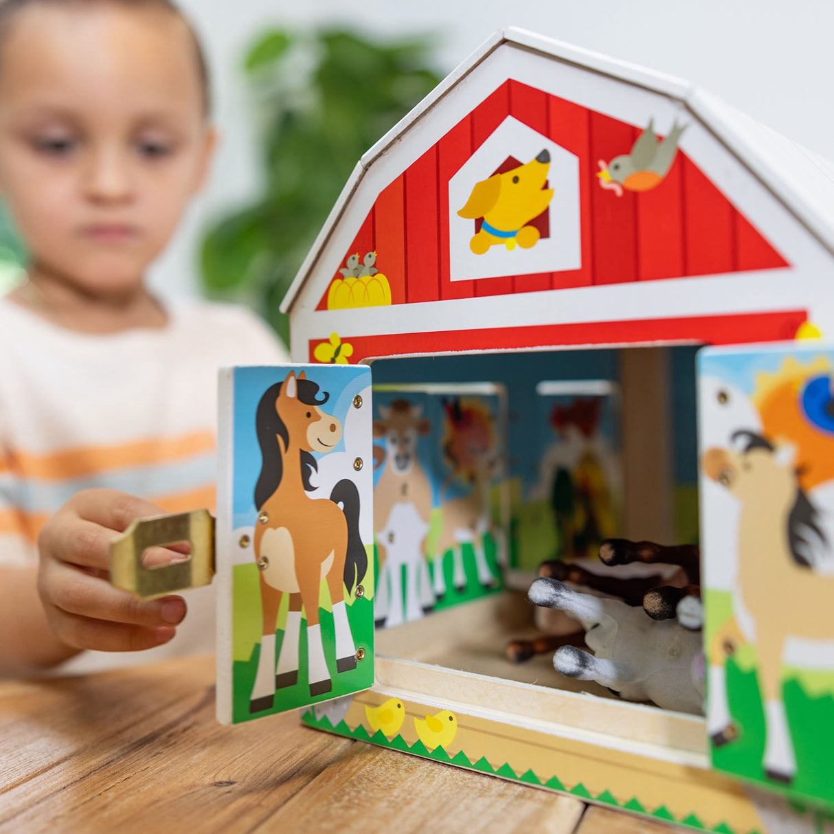 Melissa & Doug Multifarvet Aktivitetsleker Lade I Tre Med Hængsler