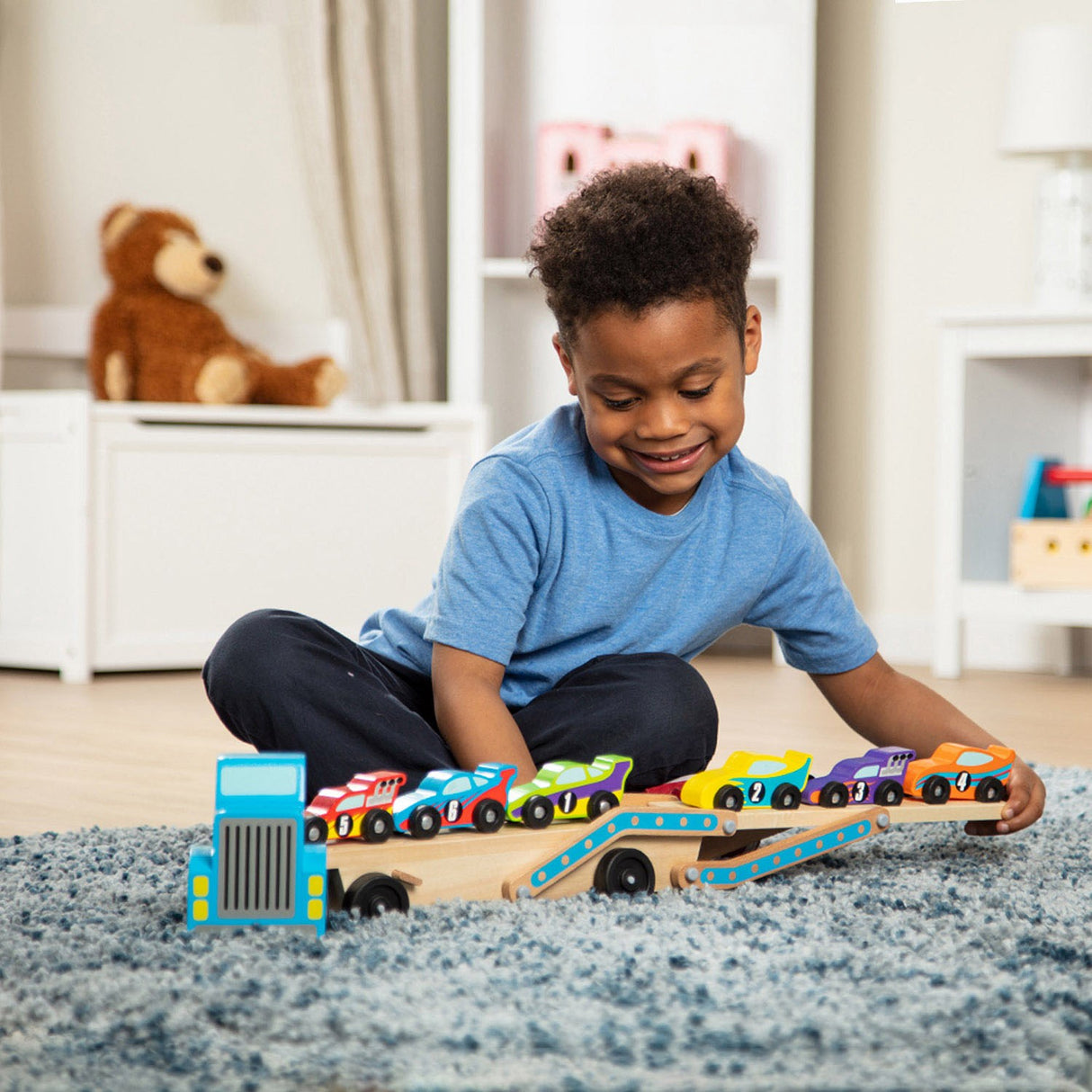 Melissa & Doug Multifarvet Biltransporter "Mega Racerbiler" Sett