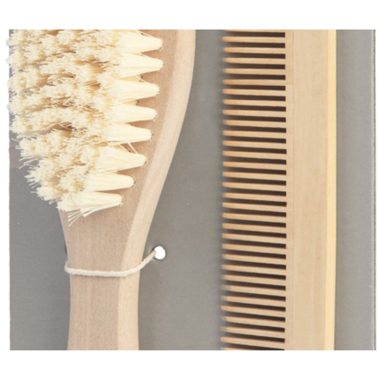 BAMBAM Brown Eco Friendly Brush & Comb On Displaycard