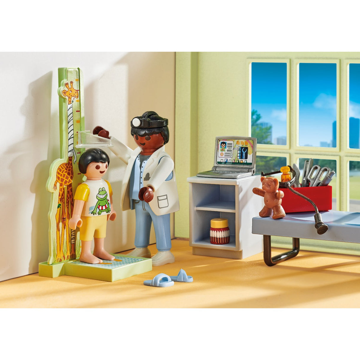 Playmobil® Pediatrician With Teddybjørn Bjørn