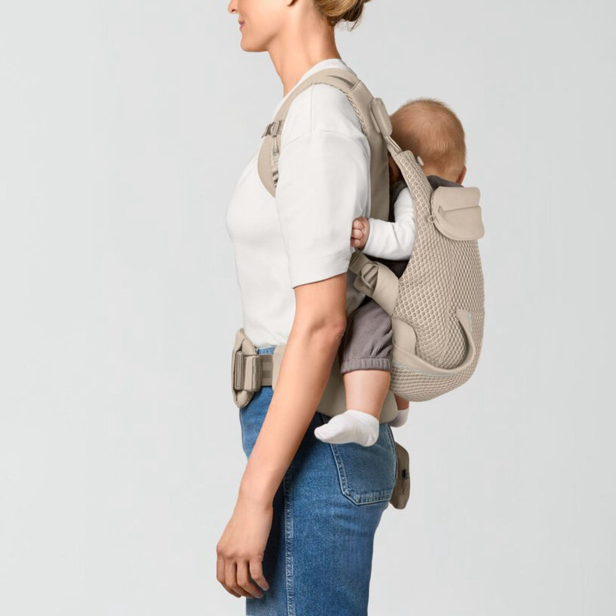 Cybex Almond Beige Laya Carrier