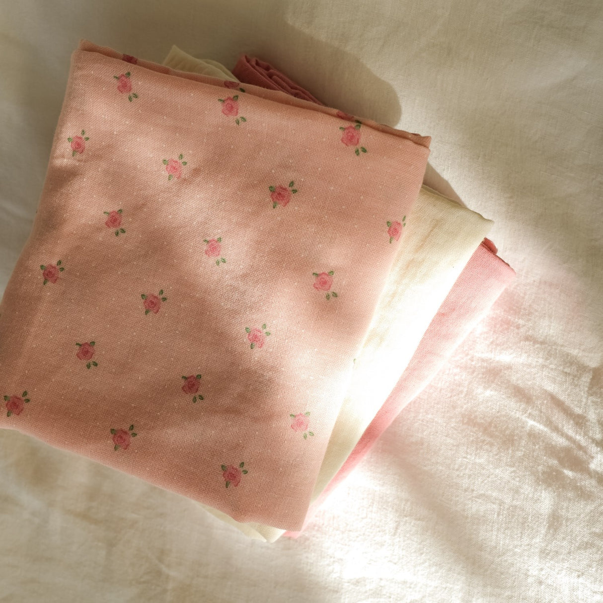 That's Mine Tiny Roses Bora Muslin Cloth 3-Pakning