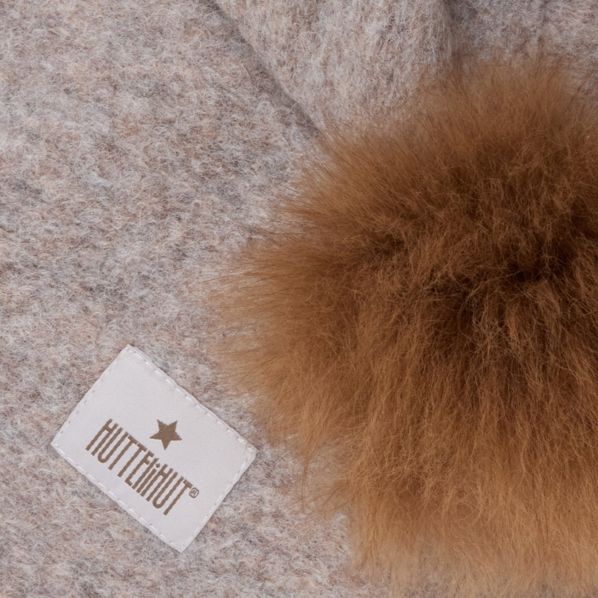 Huttelihut Camel Melange Elefantlue Ull Alpaca Pompoms