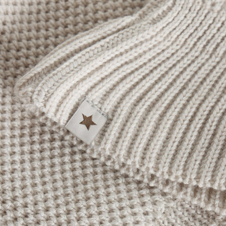 Huttelihut Sand Melange Elefantlue Windstop Pompoms