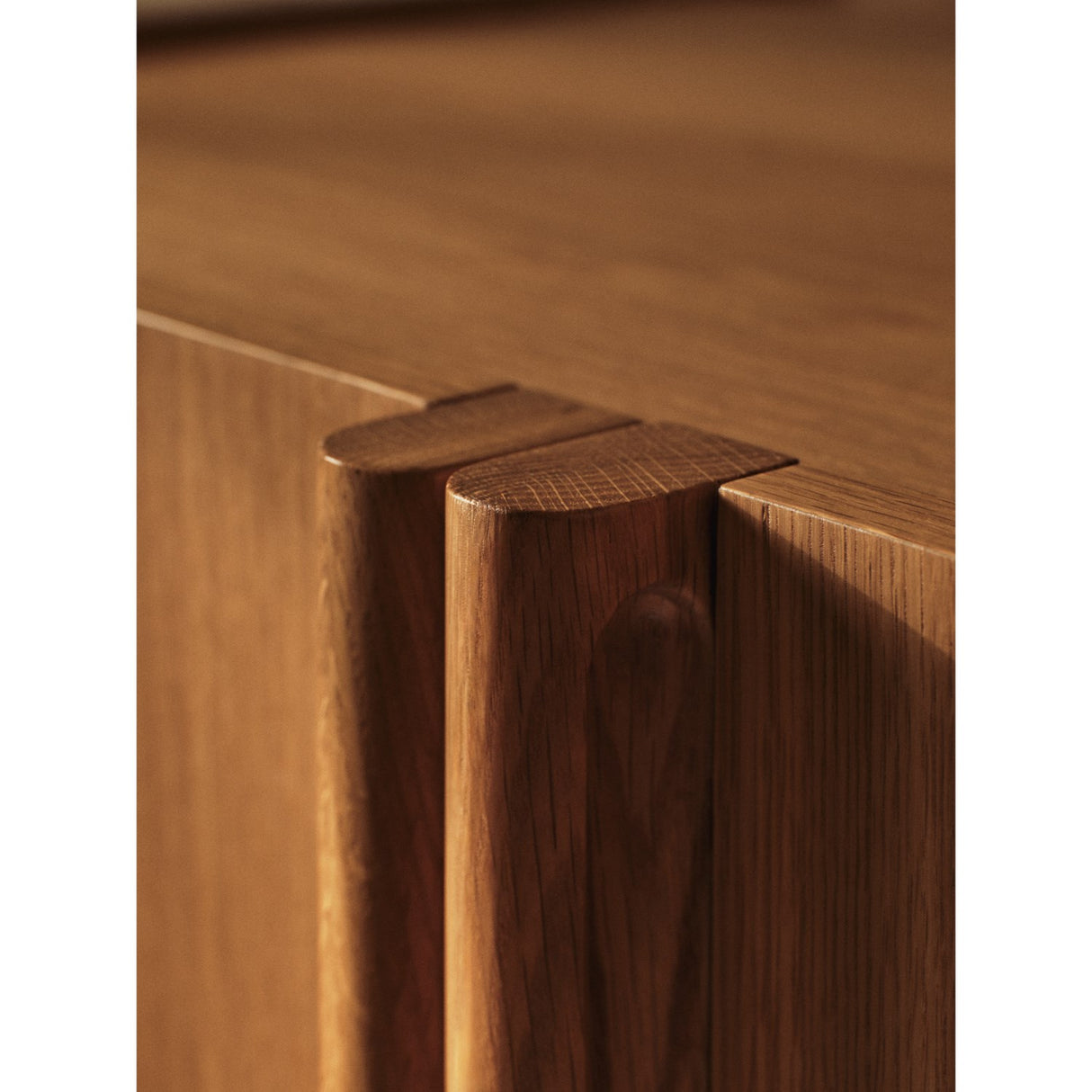 Ferm Living Natural Oak Tilu Kommode