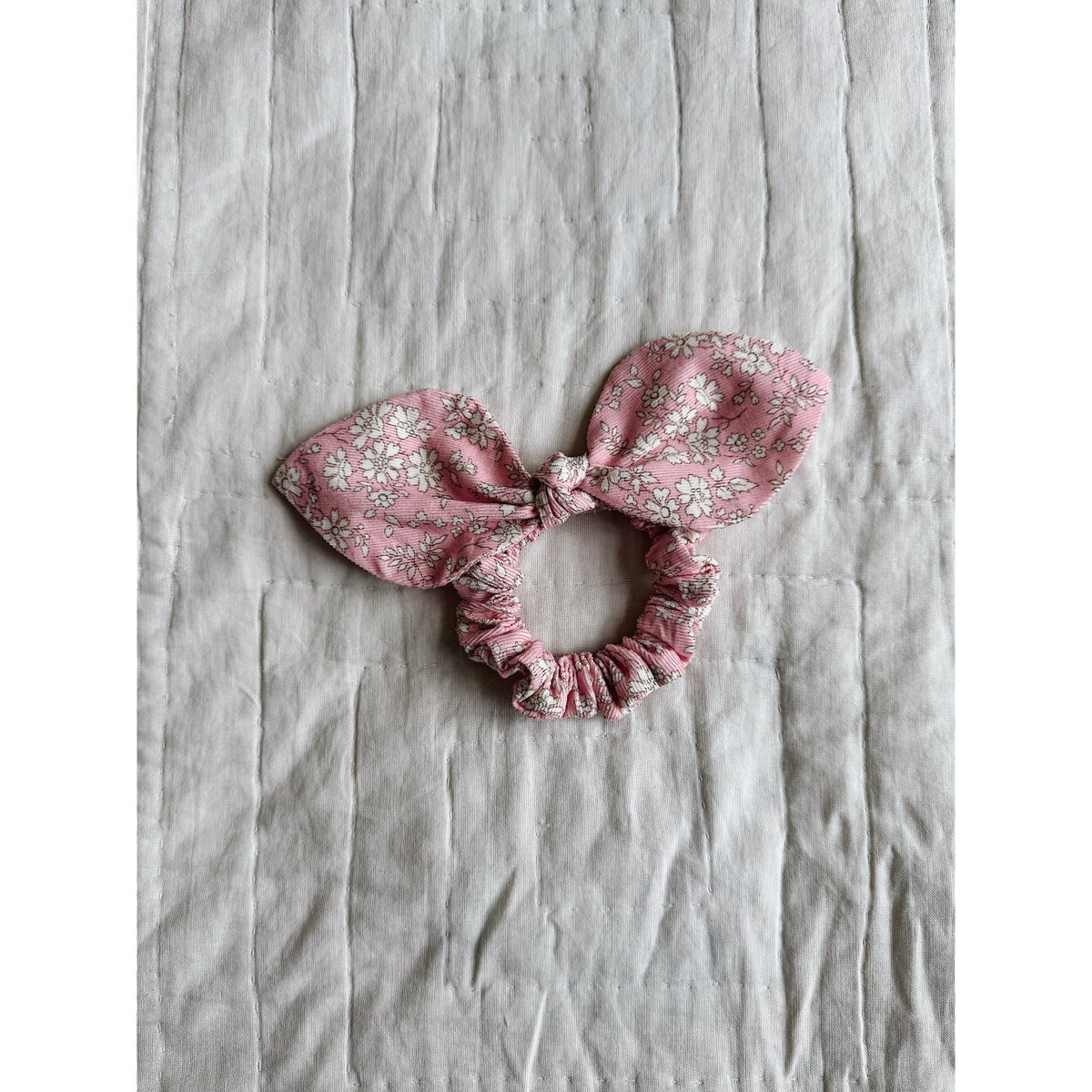 Lalaby Pink Flower Cord Scrunchie Bue