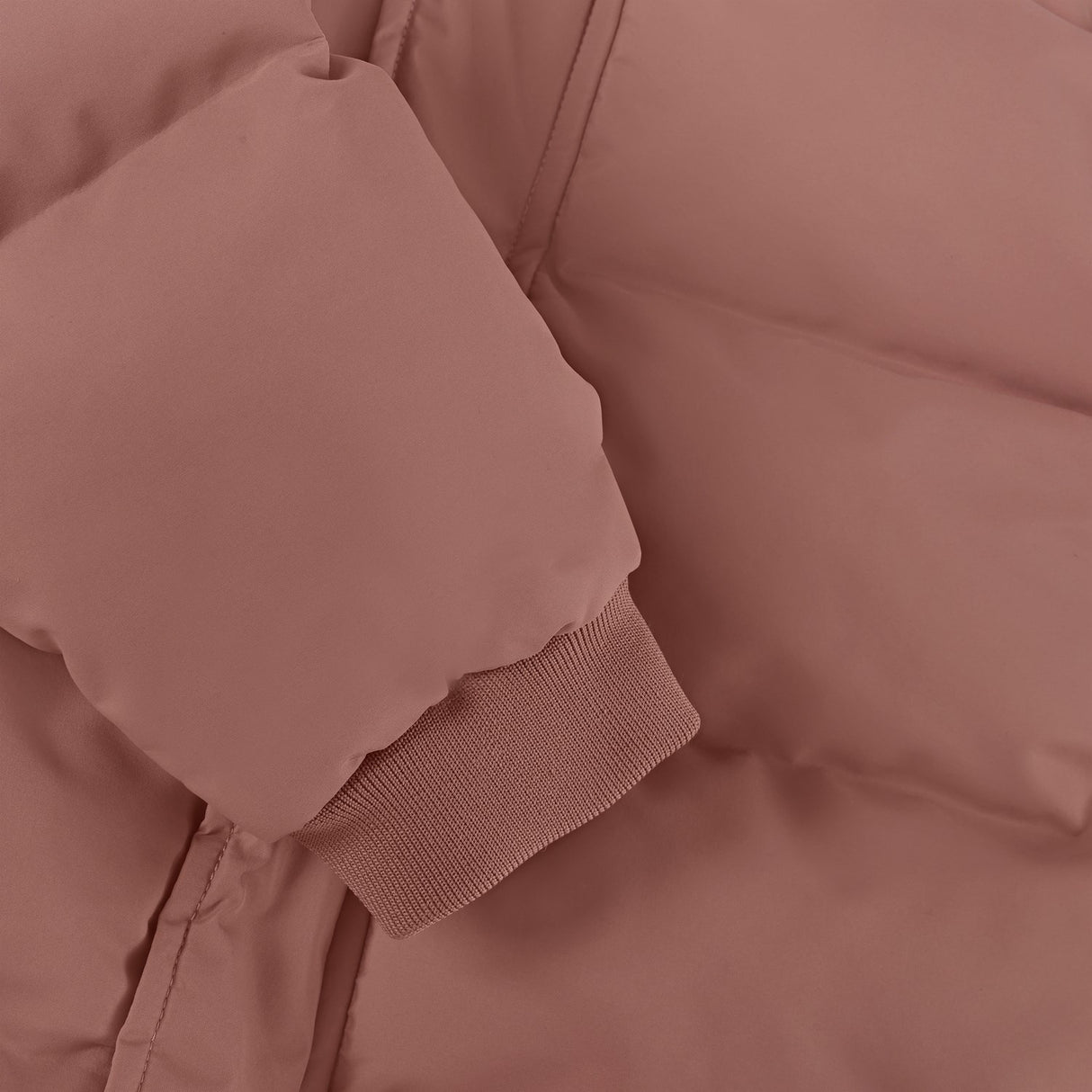 En Fant Burlwood Jakke Quilt, Solid