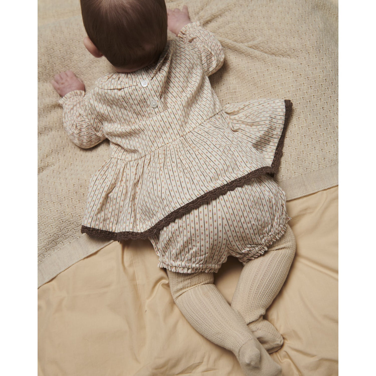COPENHAGEN COLORS Sand Flower Print Twill Aop Baby Sett Bluse & Bloomers