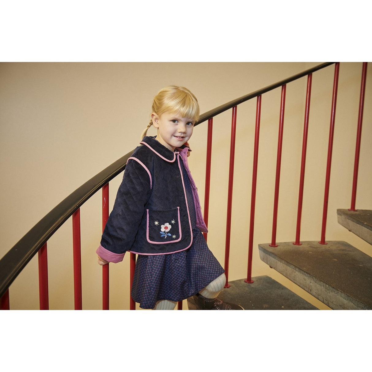 COPENHAGEN COLORS Navy Vattert Corduroy Jakke M/ Embroidery
