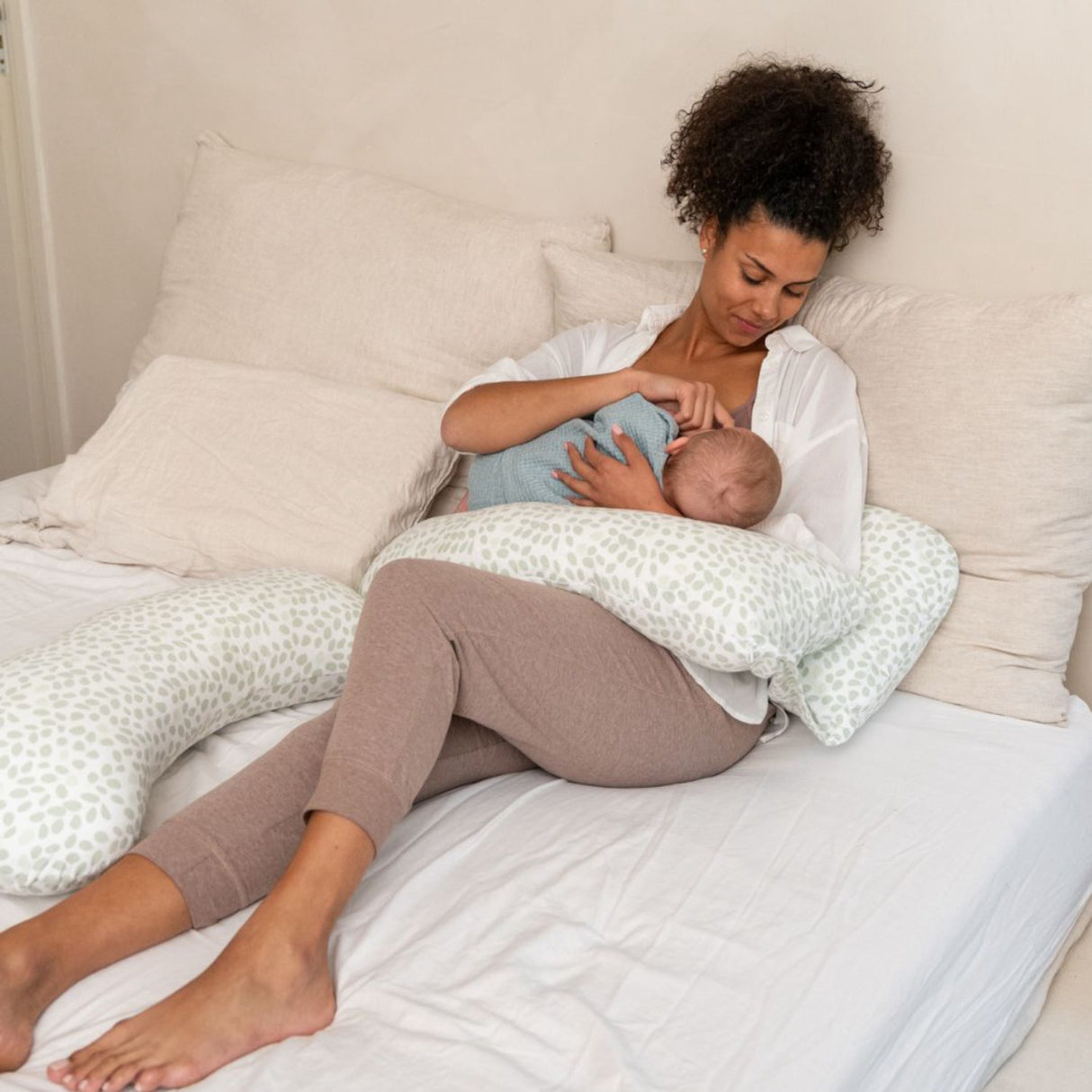 Doomoo Leaf Green Maxi Pregnancy Pute