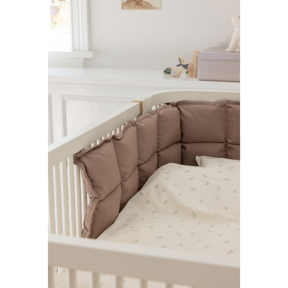 Sebra Jetty Beige Baby Sengerand Kapok Half-Length