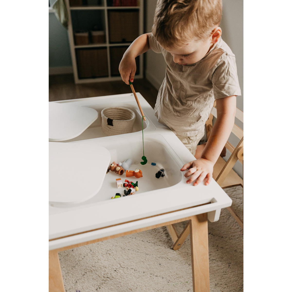 Duck Woodworks White Sensory Table Med 2 Boxes Included