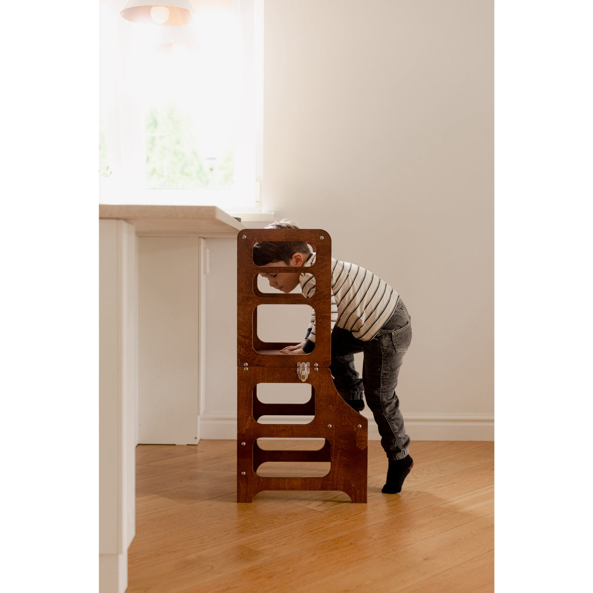 Duck Woodworks Honey Glaze Foldbar Tower Stained