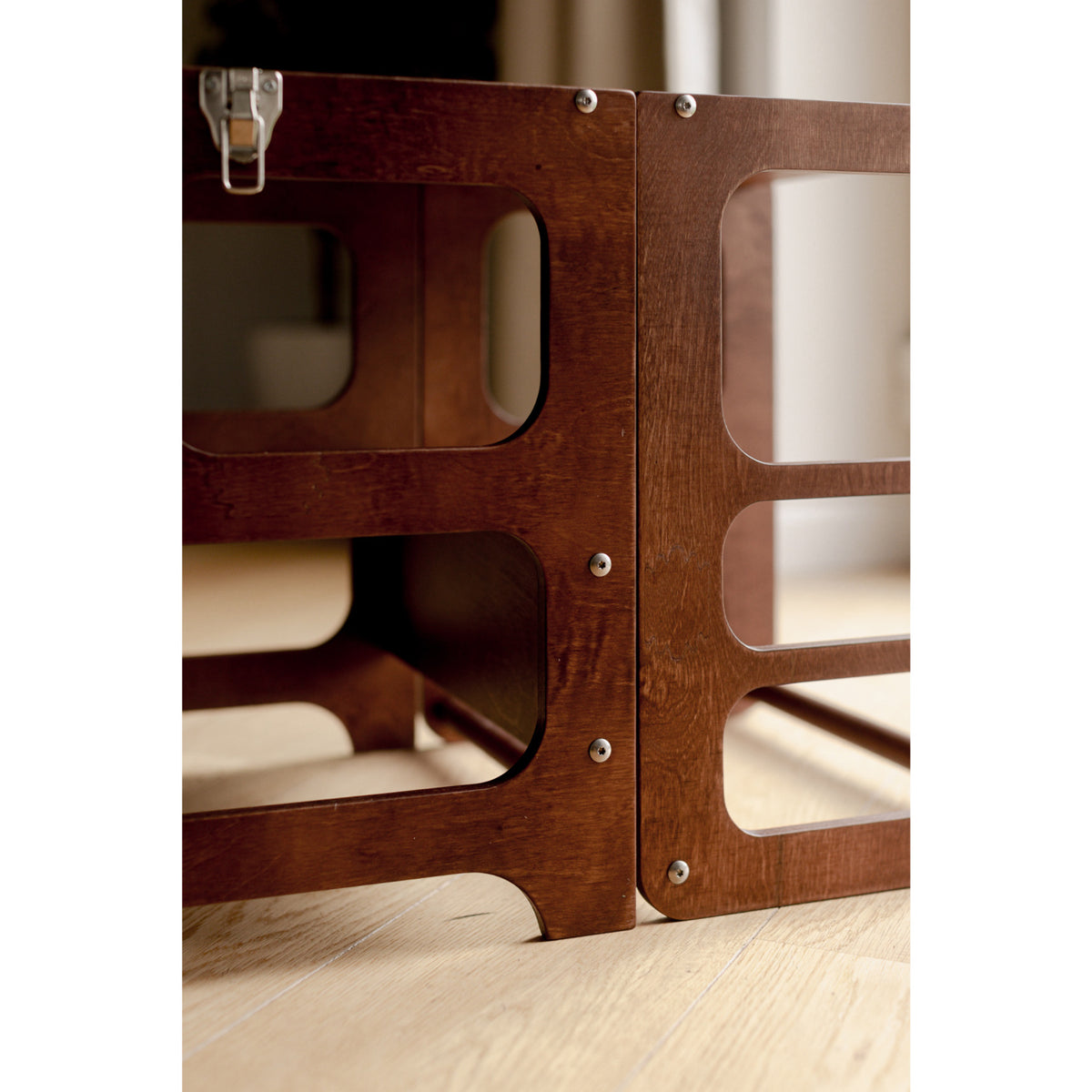 Duck Woodworks Honey Glaze Foldbar Tower Stained