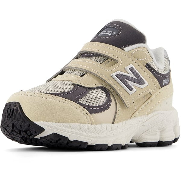 New Balance 2002 Hook & Loop Sneakers Sandstone