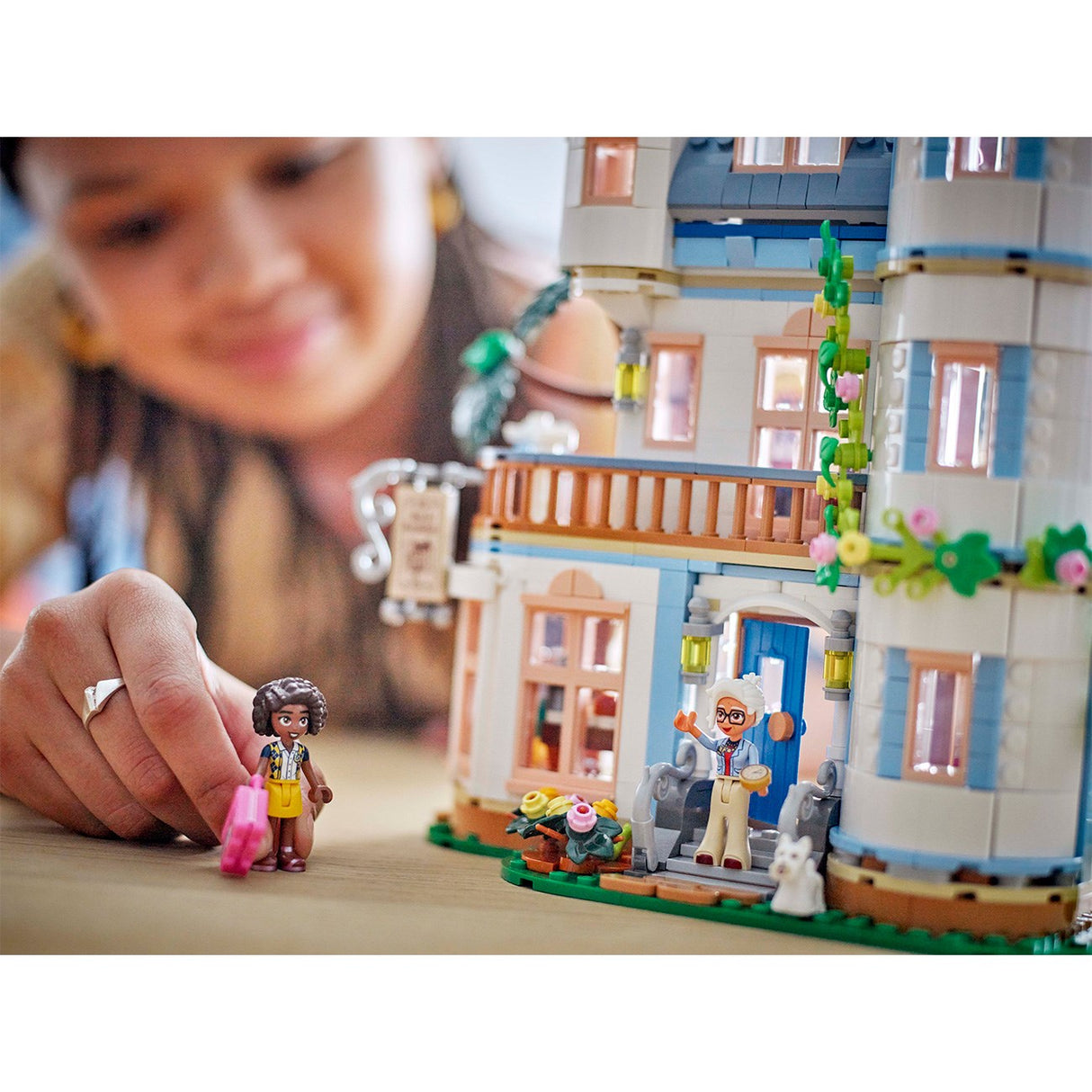 LEGO® Friends Castle forblir 6