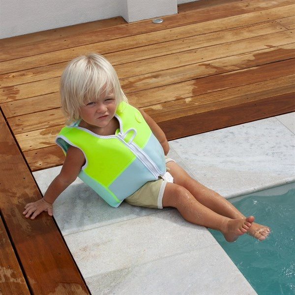 SunnyLife Svømmevest Salty the Shark Aqua Neon Yellow 4