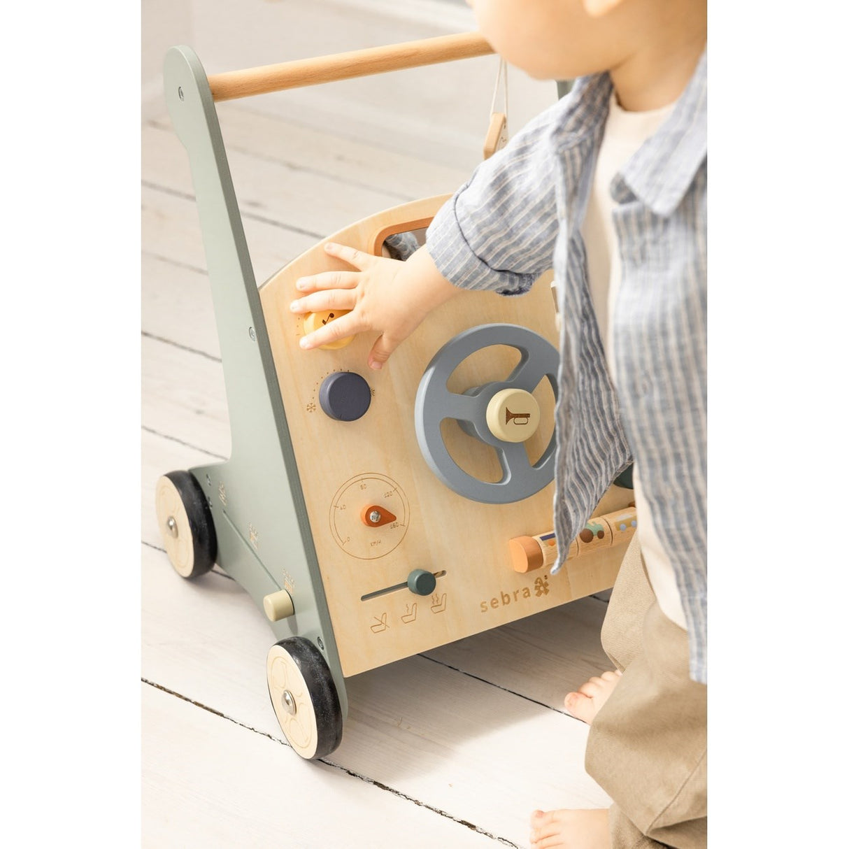 Sebra Wooden Activity Walker Bil