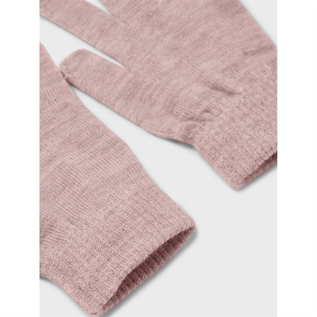 Name it Antler Wholla Ull Votter