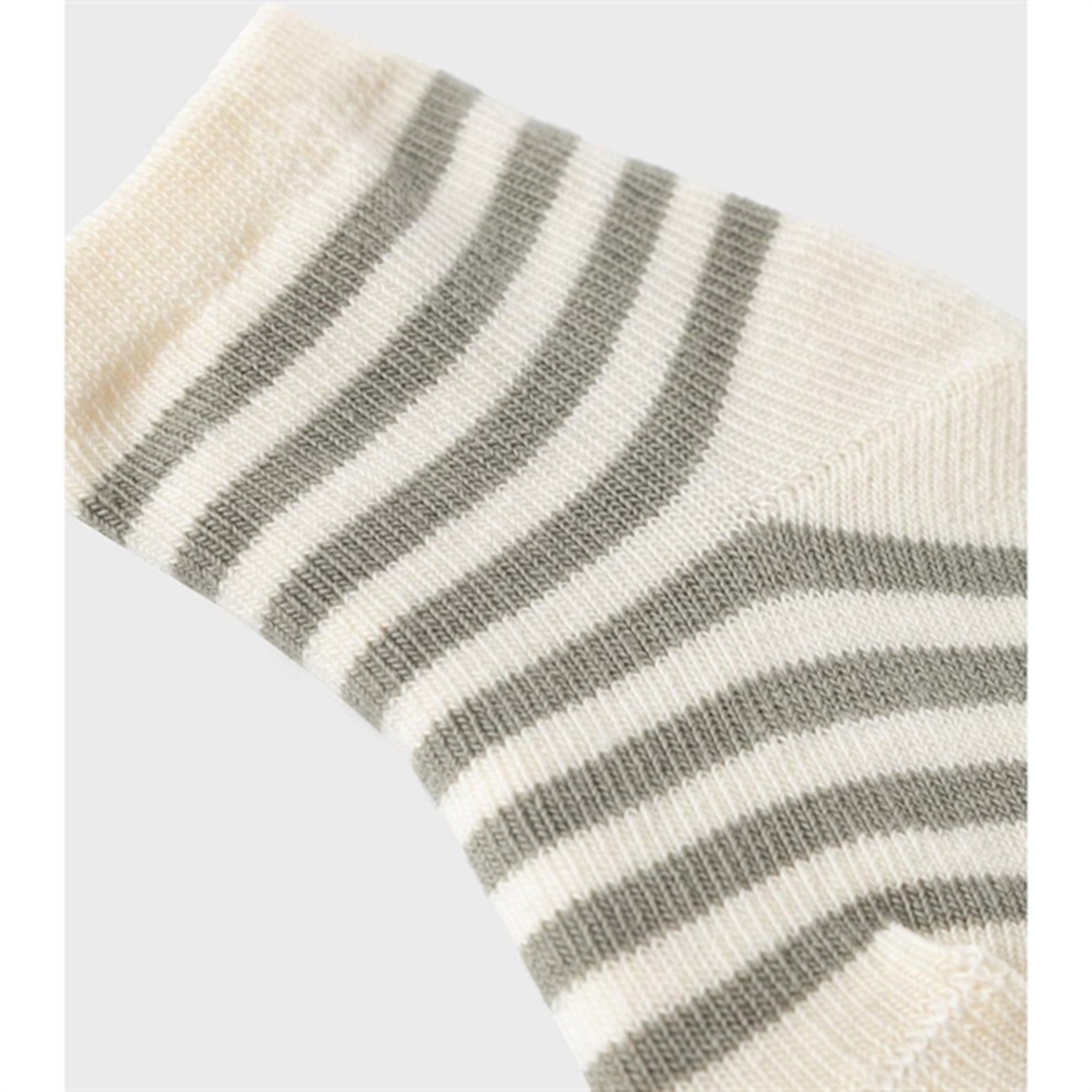 Lil'Atelier Dried Sage Elove Stripe Sokker 2