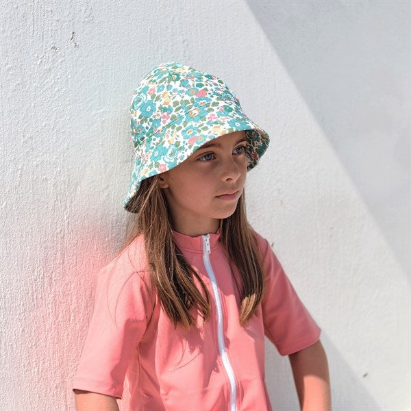 Petit Crabe Betsy D Frey Solhatt Liberty© fabric