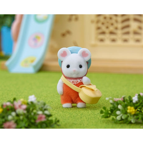 Sylvanian Families® Baby Marshmallow