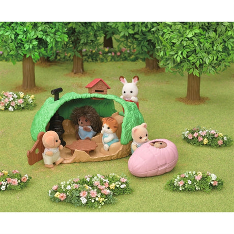 Sylvanian Families® Baby Pinnsvin Høy