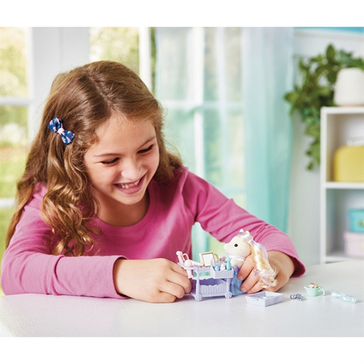 Sylvanian Families® Ponni Frisør Lekesett Med Figur