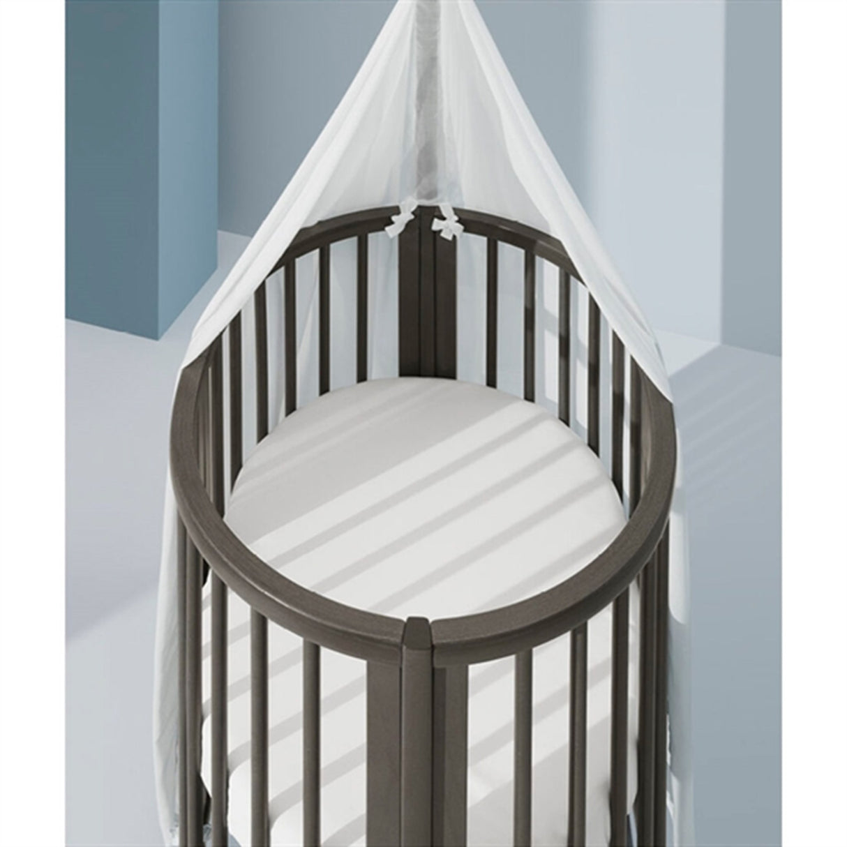Stokke® Sleepi™ Mini V3 inkl. madras + GRATIS forlængersæt 2