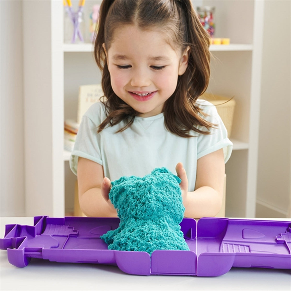 Kinetic Sand Castle Case - Lime Green