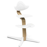 Stokke® Nomi® Oak White Stol + White Pink Grey Nyfødtsett Pakke