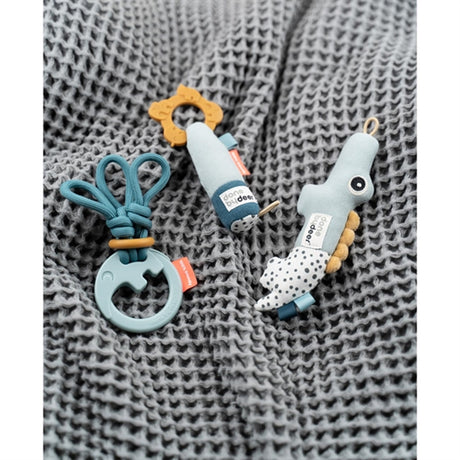 Done by Deer Tiny Activity Toys Gavesæt Blå