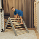 Duck Woodworks Children Wardrobe with Drawers 3