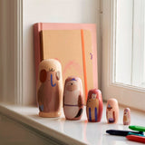 Ferm Living Critter Babushka Dukke Blek-Gul