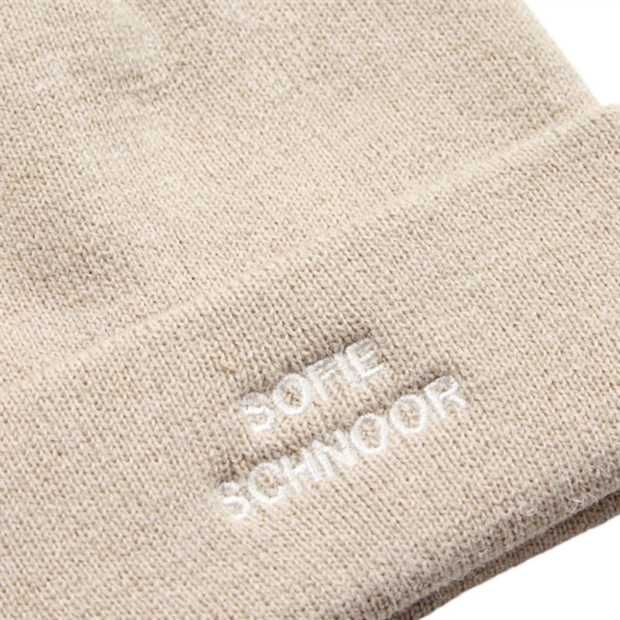 Sofie Schnoor Young Beige Beanie 2