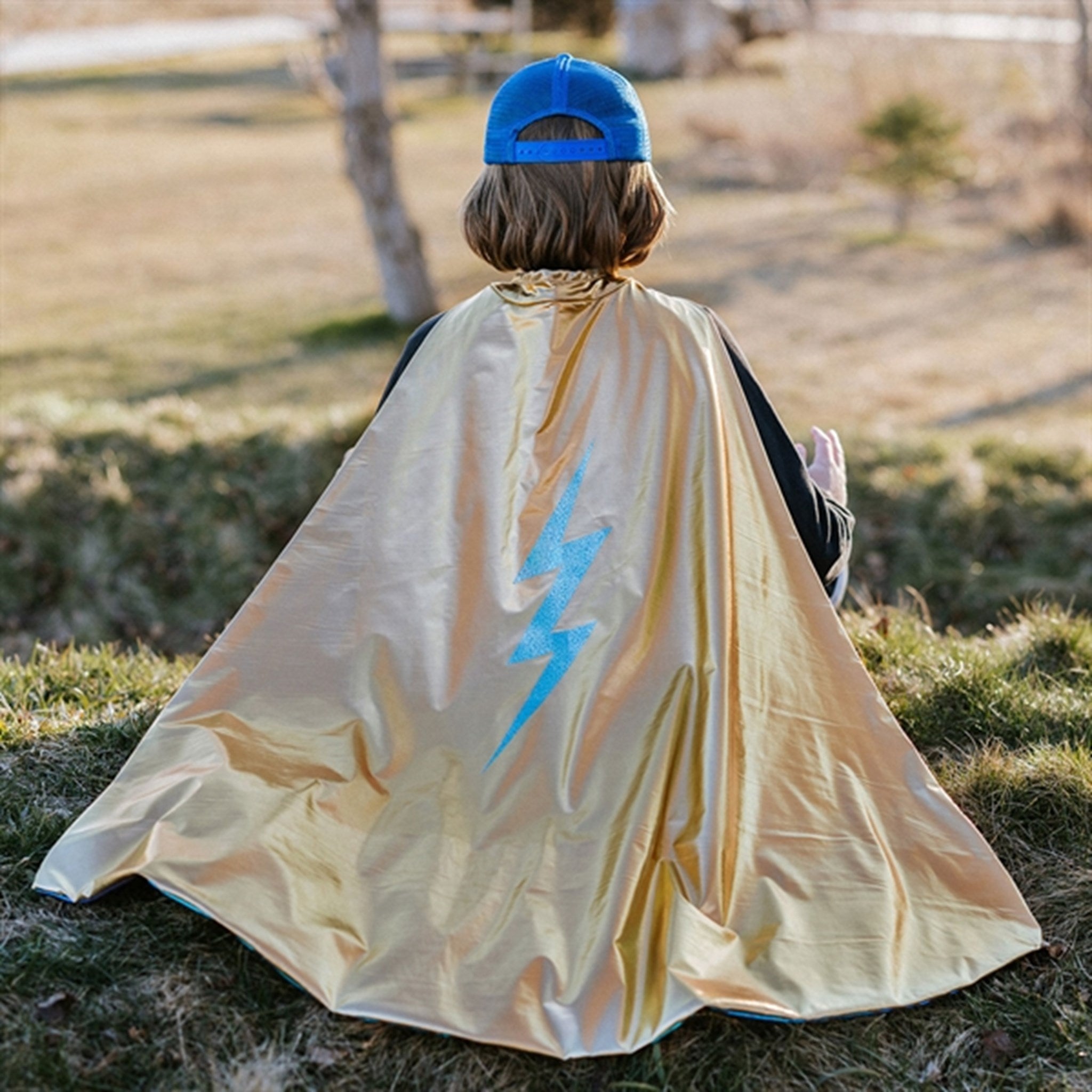 Great Pretenders Blue Lightning Holographic Cape 3