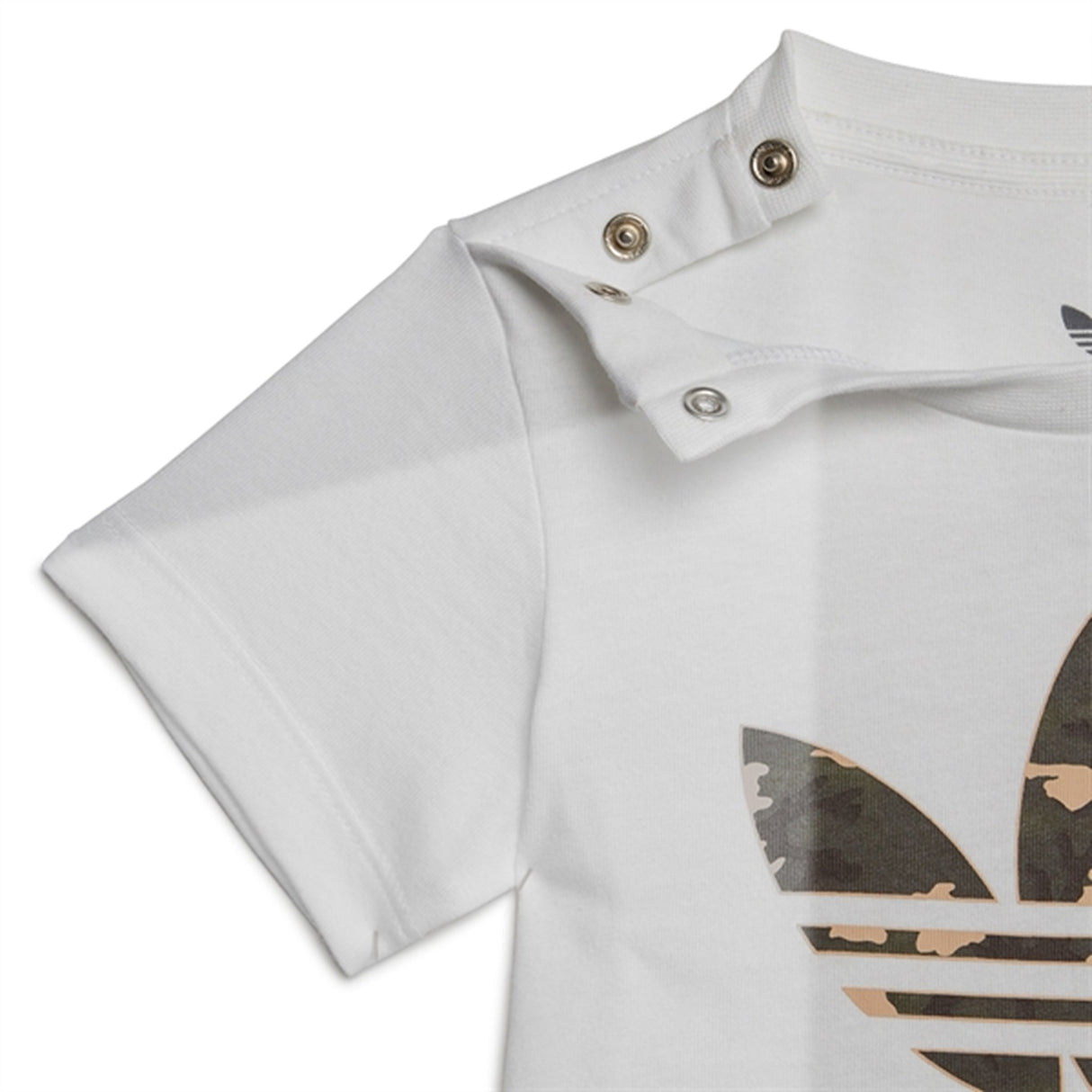 adidas Originals White Shorts Tee Sett