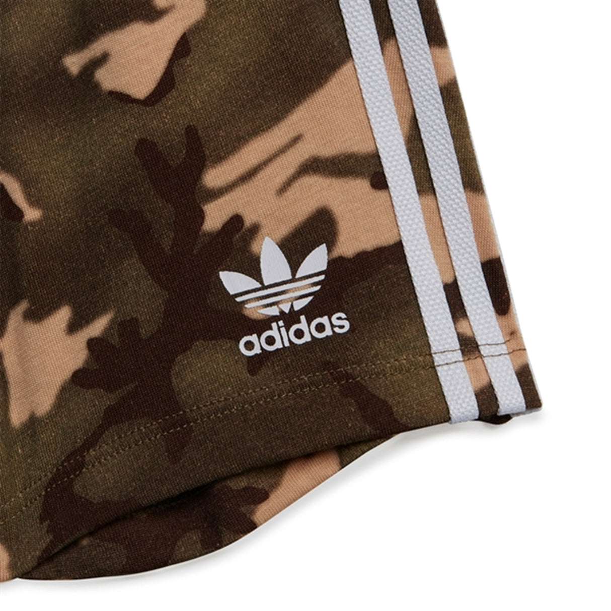 adidas Originals White Shorts Tee Sett