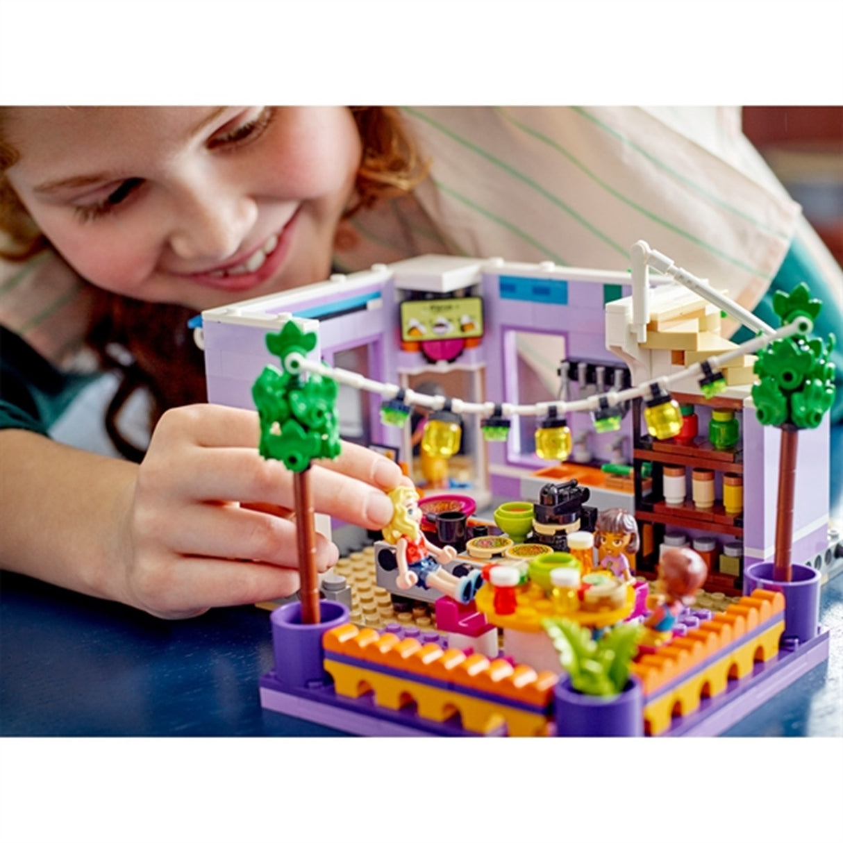 LEGO® Friends Heartlake Citys Felleskjøkken