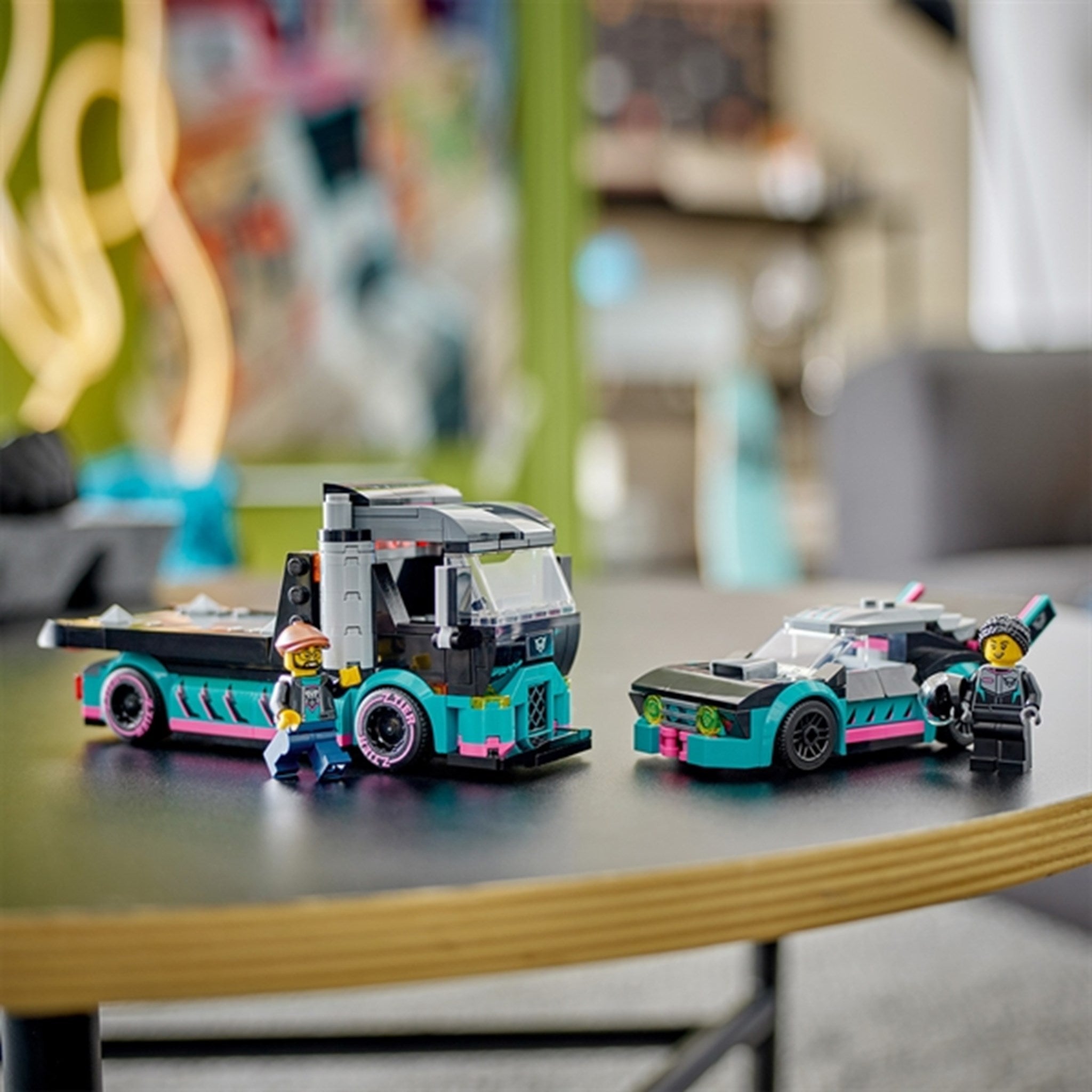 LEGO® City Racerbil og Transporttrailer 5