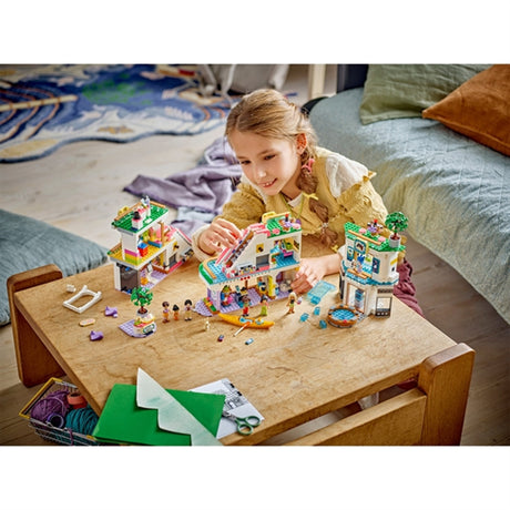 LEGO® Friends Kjøpesenteret i Heartlake City