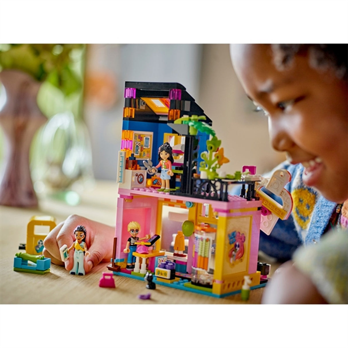 LEGO® Friends Butikk med Vintage Klær 3