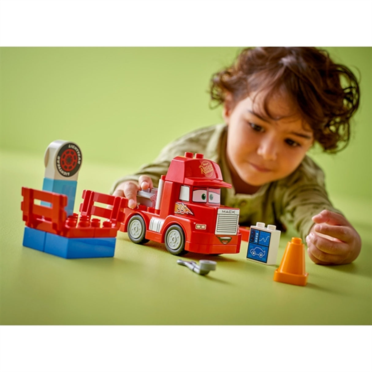 LEGO® DUPLO® Mack ved Racingbanen