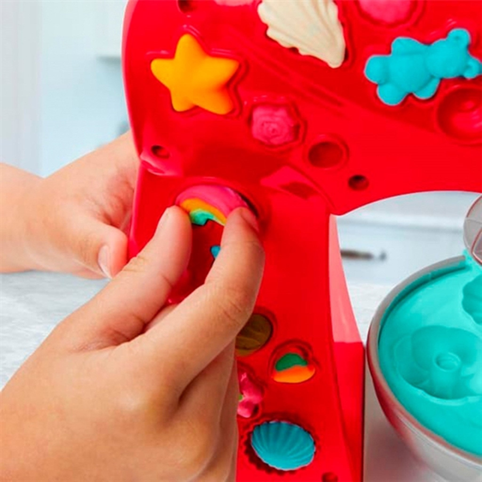 Play-Doh Magical Mixer Playset 7