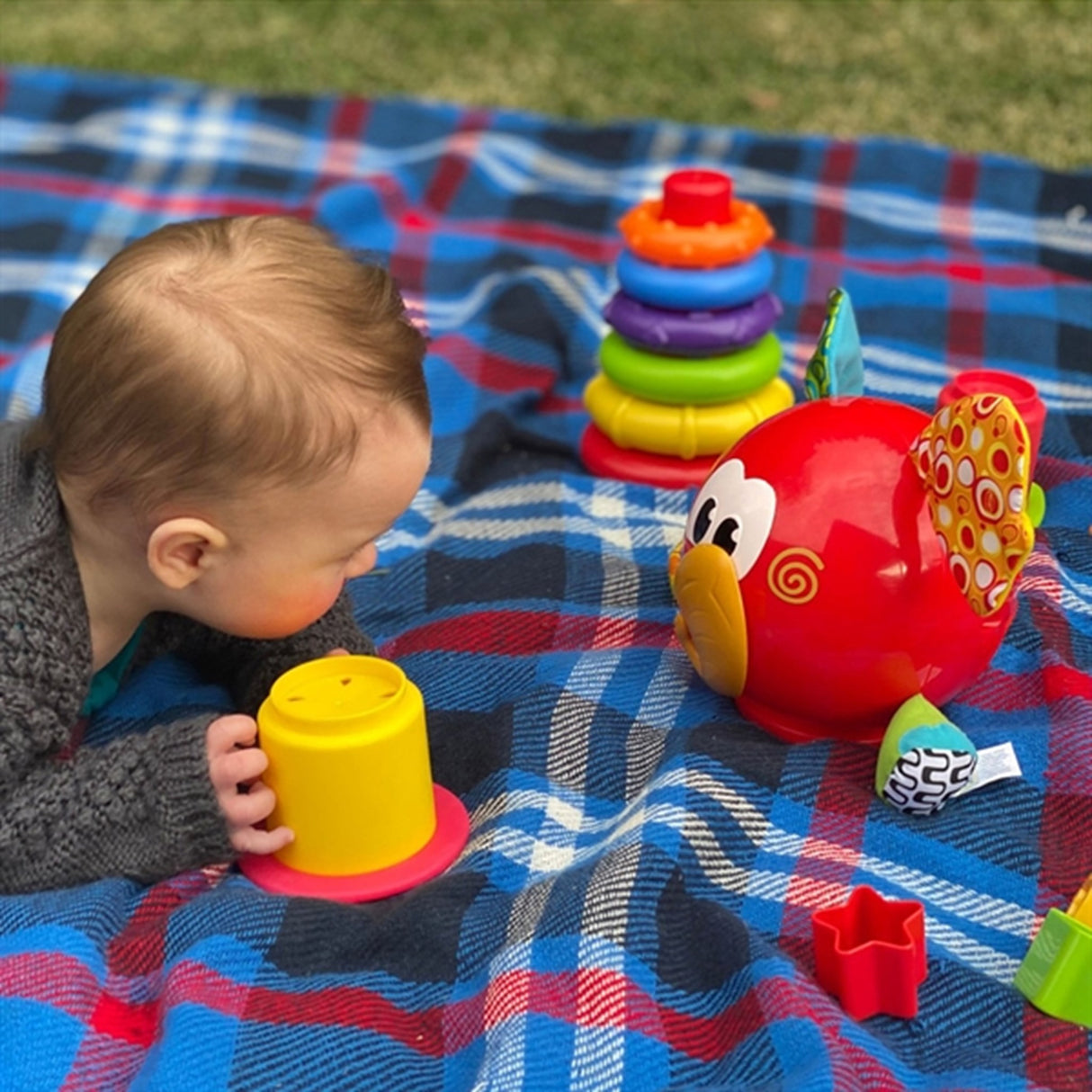 Playgro Gift Box Build - Put - Stack