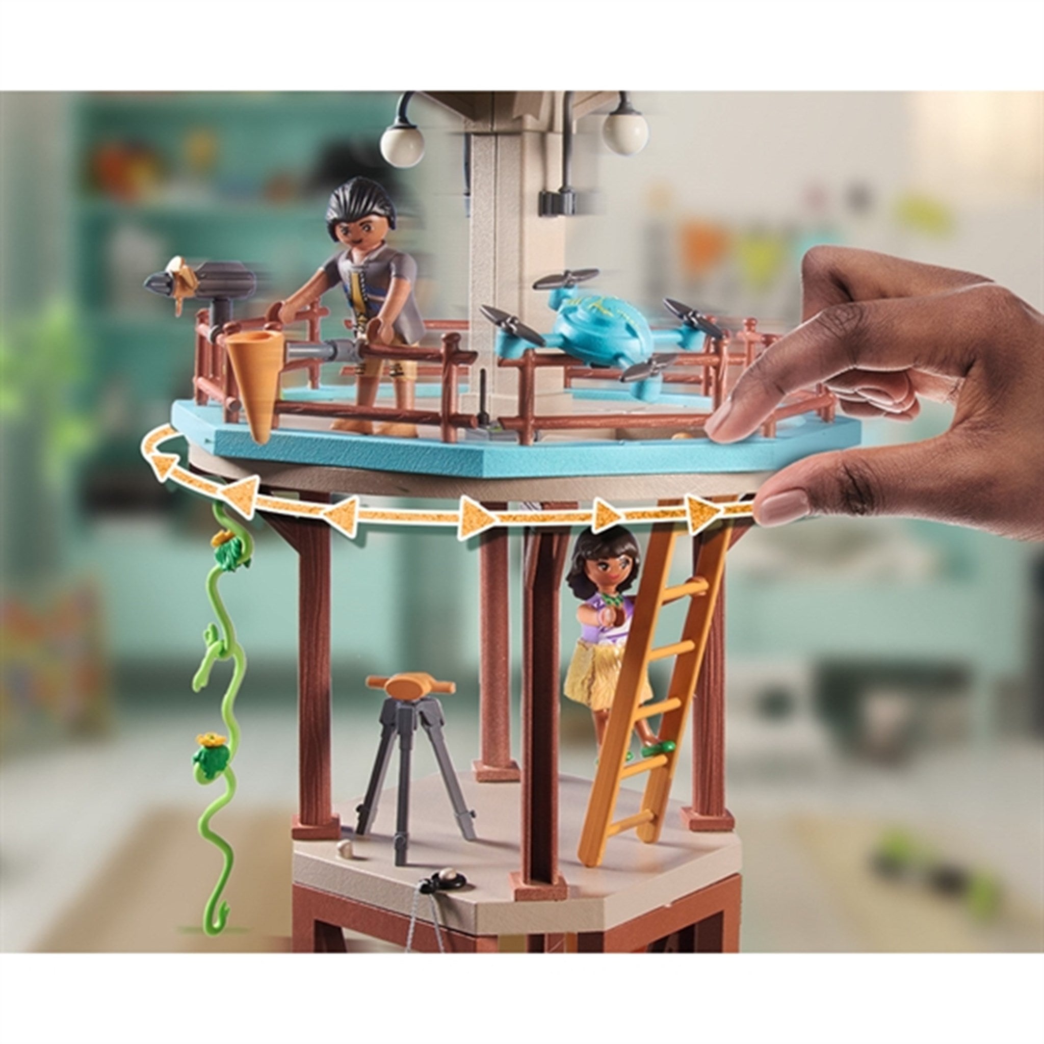 Playmobil® Wiltopia - Research Tower with Compass 3
